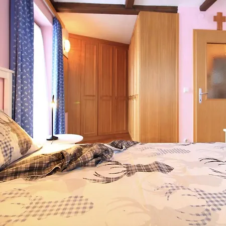 Schwalbennest Alpesi faház