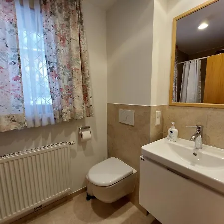 Chalet Schwalbennest Bad Kleinkirchheim